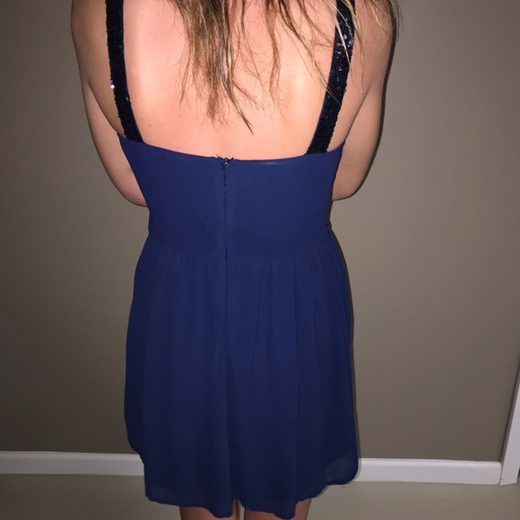 Dress - Picture 2 of 2